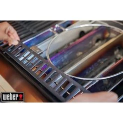 Weber Adaptateur D' Accessoires Crafted Pour Série Genesis® -Ustensiles De Cuisine Boutique 110000 4 1 Adaptateur d accessoires Crafted pour serie Genesis Weber