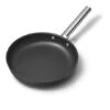 Smeg Poêle Aluminium Antiadhésive 28 Cm Noir Mat -Ustensiles De Cuisine Boutique 131019 0 2 Poele aluminium antiadhesive 28 cm noir mat Smeg