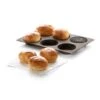 Lekue Plaque Perforée 6 Petits Pains Ronds En Silicone -Ustensiles De Cuisine Boutique 35144 0 1 Plaque perforee 6 petits pains ronds en silicone Lekue