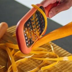 Eplucheur-râpe 10 Eplucheur-râpe -Ustensiles De Cuisine Boutique 401007 3 1 Eplucheur rape Trebonn