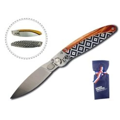 Couteau De Poche K2 Gravure Mosaïque -Ustensiles De Cuisine Boutique 471047 2 1 Couteau de poche k2 gravure Mosaique Roger Orfevre