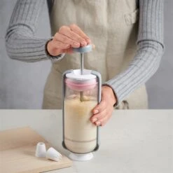 Mélangeur à Desserts éclair Avec Douilles -Ustensiles De Cuisine Boutique 566011 1 3 Melangeur a desserts eclair avec douilles Betty Bossi