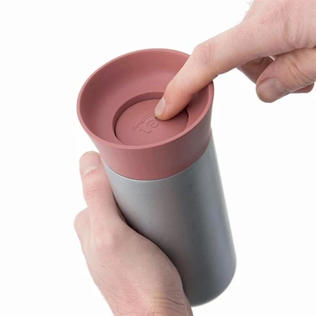 BergHOFF Mug De Voyage Isotherme Inox 330 Ml LEO 4 BergHOFF Mug De Voyage Isotherme Inox 330 Ml LEO – Image 2