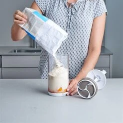 Appareil à Spätzlis Maxi -Ustensiles De Cuisine Boutique 654193 2 1 Appareil a spatzlis maxi Betty Bossi