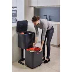 Joseph Joseph Poubelle Totem Graphite 60 L - 2 Compartiments 30 L -Ustensiles De Cuisine Boutique 658003 3 2 Poubelle Totem Graphite 60 L 2 compartiments 30 L Joseph Joseph