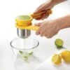 Joseph Joseph Presse Agrumes Helix -Ustensiles De Cuisine Boutique 670147 0 3 Presse agrumes Helix Joseph Joseph