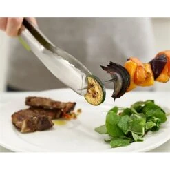 Joseph Joseph Pince De Cuisine Inox Verrouillable Avec Supports Intégrés Elevate Steel 31,5 Cm -Ustensiles De Cuisine Boutique 670197 4 1 Pince de cuisine inox verrouillable avec supports integres Elevate Steel 31 5 cm Joseph Joseph