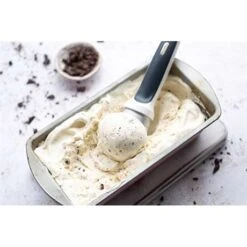 Zyliss Cuillère à Glace Bleue -Ustensiles De Cuisine Boutique 673197 2 1 Cuillere a glace bleue Zyliss