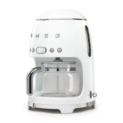 Smeg Machine à Café Filtre Blanc 1050 W DCF02WHEU 5 Smeg Machine à Café Filtre Blanc 1050 W DCF02WHEU -Ustensiles De Cuisine Boutique 700033 1 1 Machine a cafe Filtre blanc 1050 W DCF02WHEU Smeg