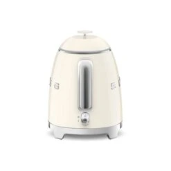 Smeg Mini Bouilloire 0,8 L 1400 W KLF05CREU Crème 7 Smeg Mini Bouilloire 0,8 L 1400 W KLF05CREU Crème -Ustensiles De Cuisine Boutique 702032 2 1 Mini bouilloire 0 8 L 1400 W KLF05CREU creme Smeg