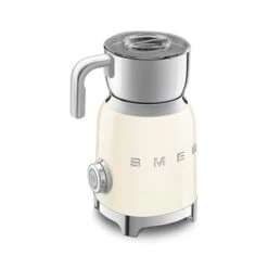 Smeg Chocolatière Et Mousseur De Lait Crème MFF11CREU -Ustensiles De Cuisine Boutique 780311 2 1 Chocolatiere et mousseur de lait creme MFF11CREU Smeg