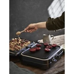 Cuisinart Grill électrique 2 En 1 Griddler GR47BE -Ustensiles De Cuisine Boutique 781003 3 4 Grill electrique 2 en 1 Griddler GR47BE Cuisinart